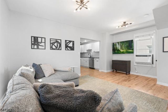 117 Argyle Pl, Kearny Town, NJ 07032