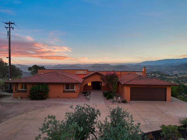 30603 Roadrunner, Valley Center, CA 92082