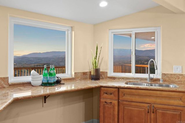 30603 Roadrunner, Valley Center, CA 92082