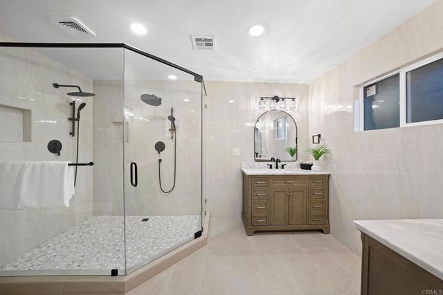 30603 Roadrunner, Valley Center, CA 92082