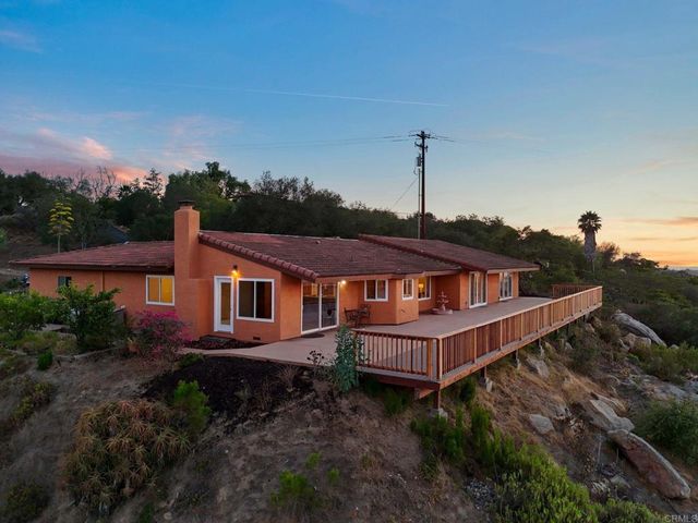 30603 Roadrunner, Valley Center, CA 92082