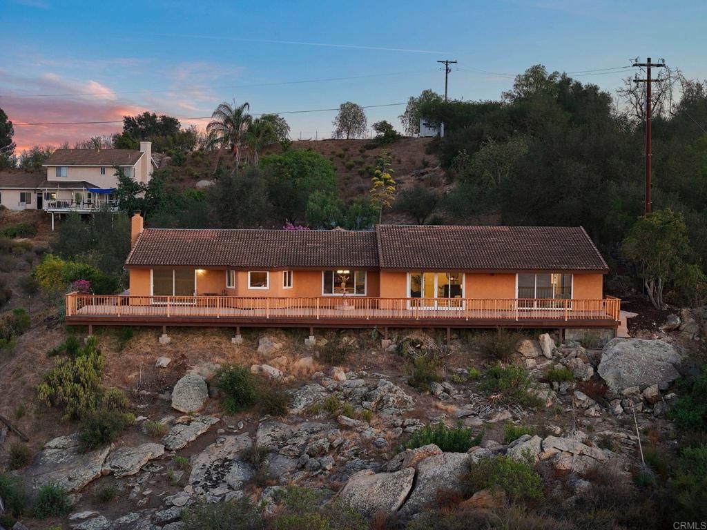 30603 Roadrunner, Valley Center, CA 92082