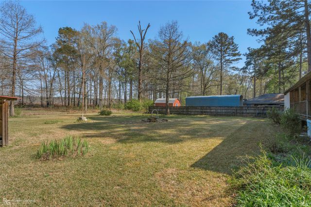 230 E cloverleaf Drive, Haughton, LA 71037