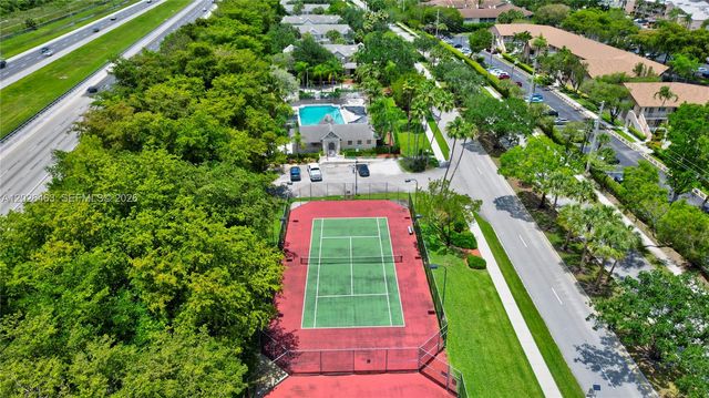 8054 Sanibel Dr, Tamarac, FL 33321