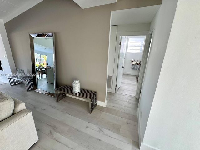 2406 Marathon Ln, Fort Lauderdale, FL 33312