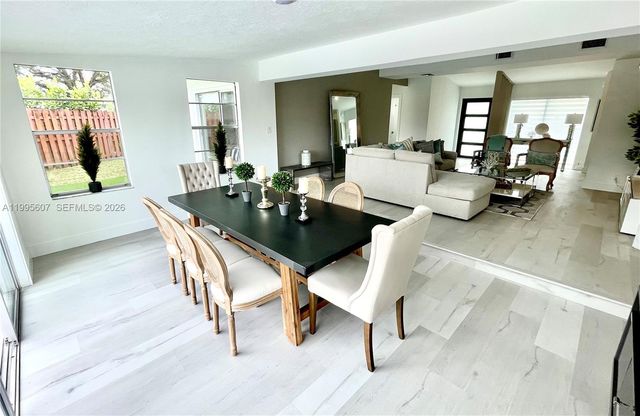 2406 Marathon Ln, Fort Lauderdale, FL 33312