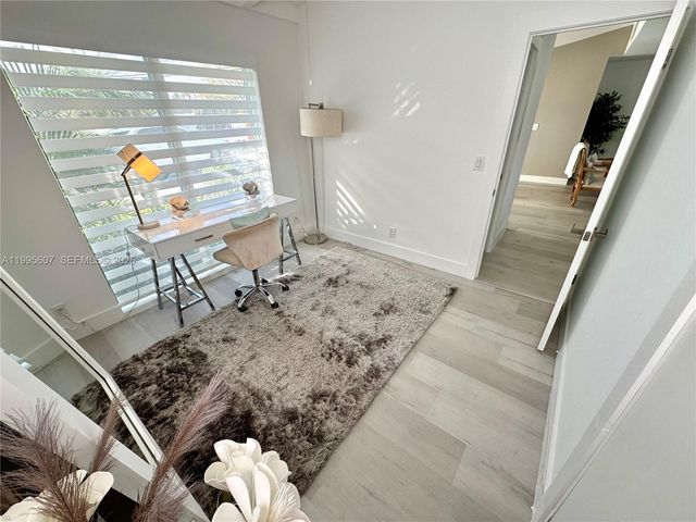 2406 Marathon Ln, Fort Lauderdale, FL 33312