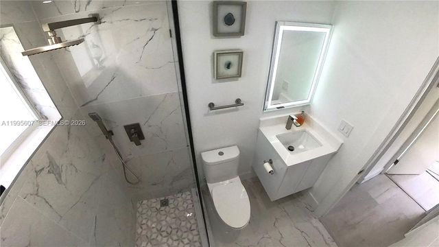 2406 Marathon Ln, Fort Lauderdale, FL 33312