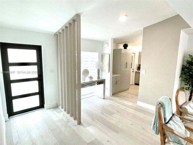2406 Marathon Ln, Fort Lauderdale, FL 33312