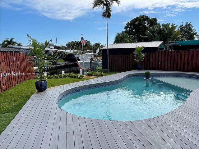 2406 Marathon Ln, Fort Lauderdale, FL 33312