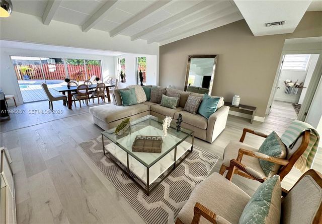 2406 Marathon Ln, Fort Lauderdale, FL 33312