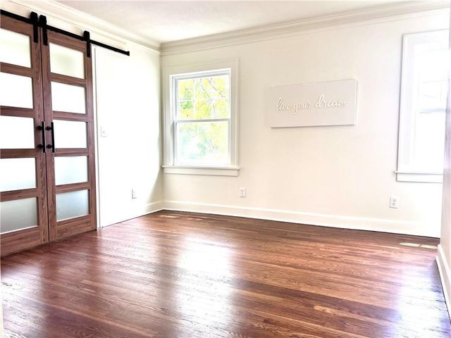 5605 Paseo Boulevard, Kansas City, MO 64130