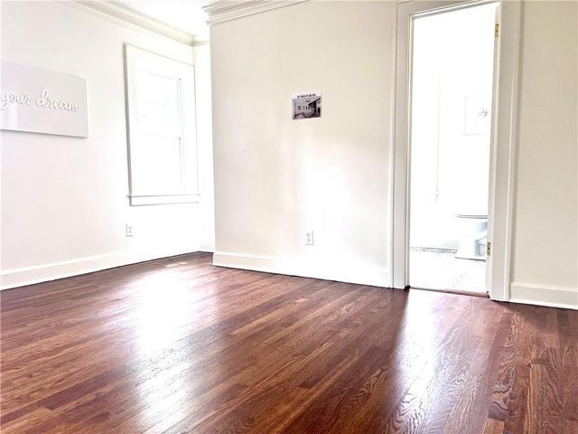 5605 Paseo Boulevard, Kansas City, MO 64130