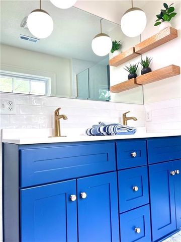 5605 Paseo Boulevard, Kansas City, MO 64130