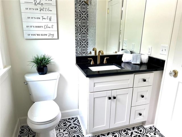 5605 Paseo Boulevard, Kansas City, MO 64130