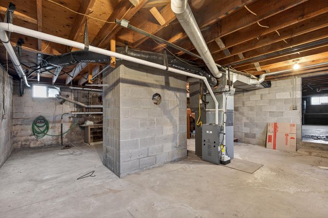 803 Clintonville Road, Paris, KY 40361