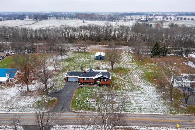 803 Clintonville Road, Paris, KY 40361