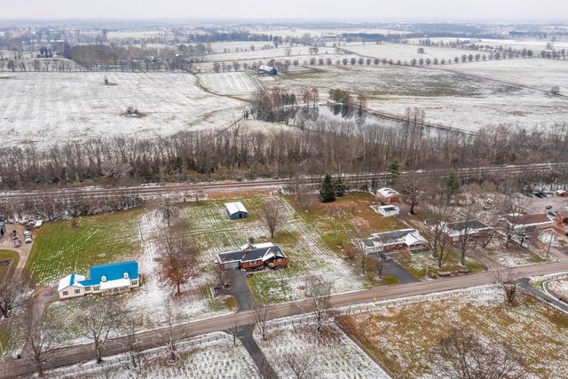 803 Clintonville Road, Paris, KY 40361