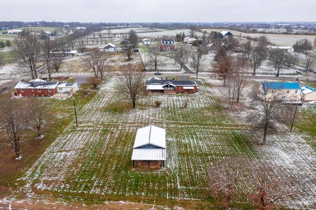 803 Clintonville Road, Paris, KY 40361