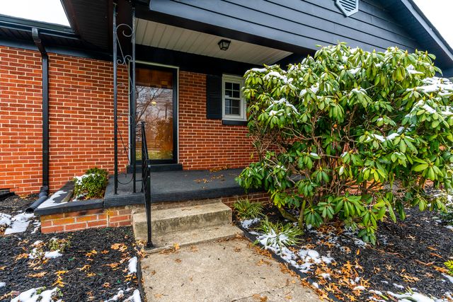 803 Clintonville Road, Paris, KY 40361