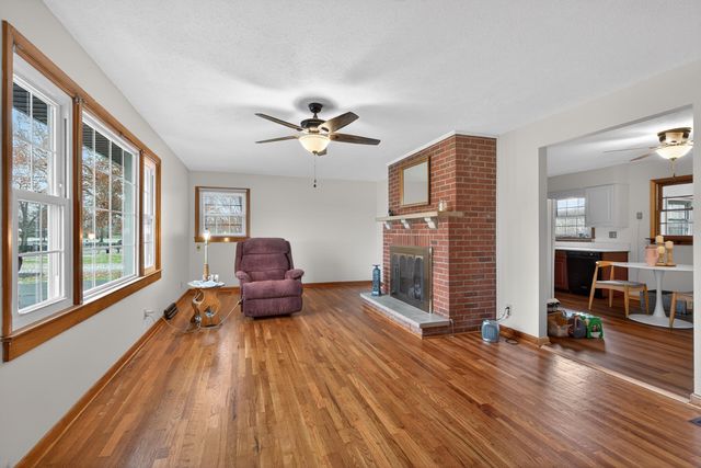 803 Clintonville Road, Paris, KY 40361