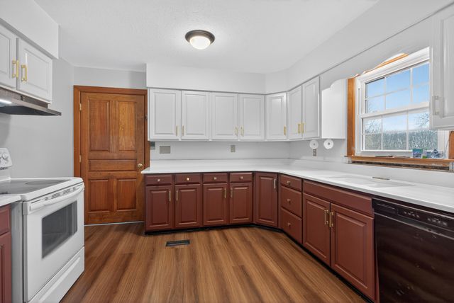 803 Clintonville Road, Paris, KY 40361