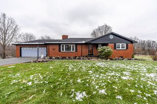 803 Clintonville Road, Paris, KY 40361