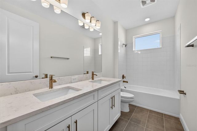 7543 HAWKSTONE DRIVE, Sarasota, FL 34241