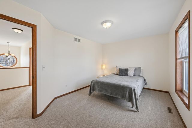 10150 41st Place NE, Saint Michael, MN 55376