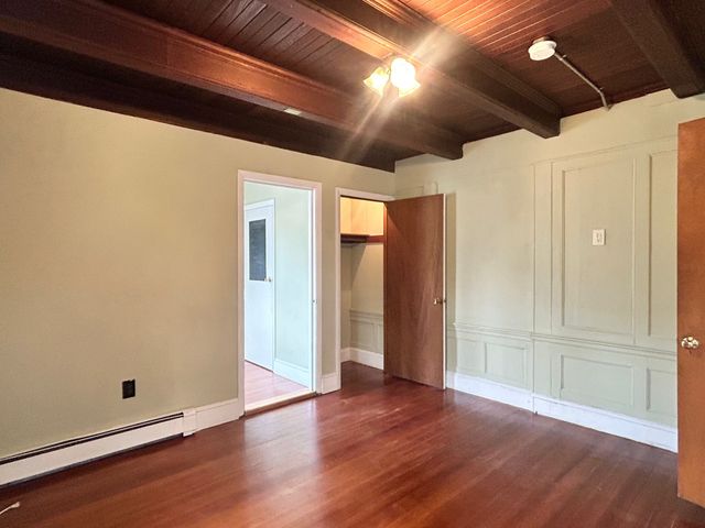 500 Centre St 1, Newton, MA 02458