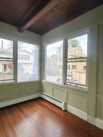 500 Centre St 1, Newton, MA 02458