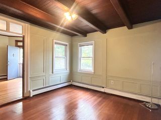 500 Centre St 1, Newton, MA 02458