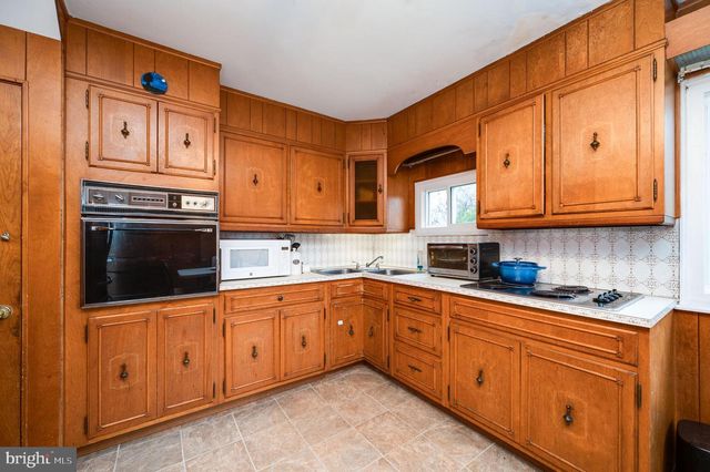 511 GRILL AVE, Reading, PA 19607