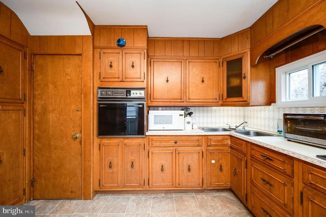 511 GRILL AVE, Reading, PA 19607