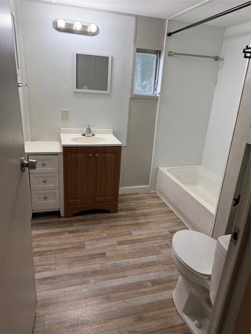 3702 Hartwood Drive, Granbury, TX 76049