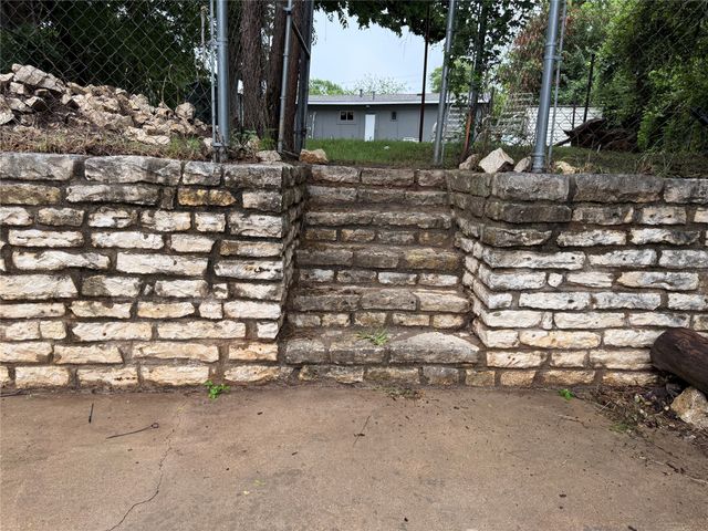 3702 Hartwood Drive, Granbury, TX 76049