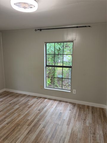 3702 Hartwood Drive, Granbury, TX 76049