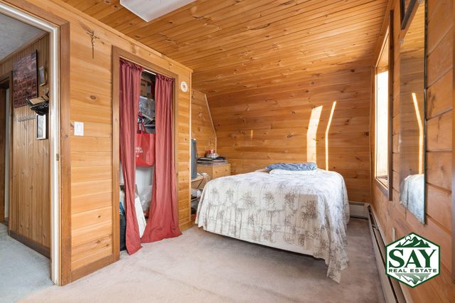 33 Trudeau Road, Saranac Lake, NY 12983