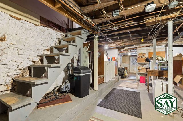 33 Trudeau Road, Saranac Lake, NY 12983