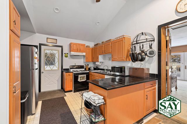 33 Trudeau Road, Saranac Lake, NY 12983