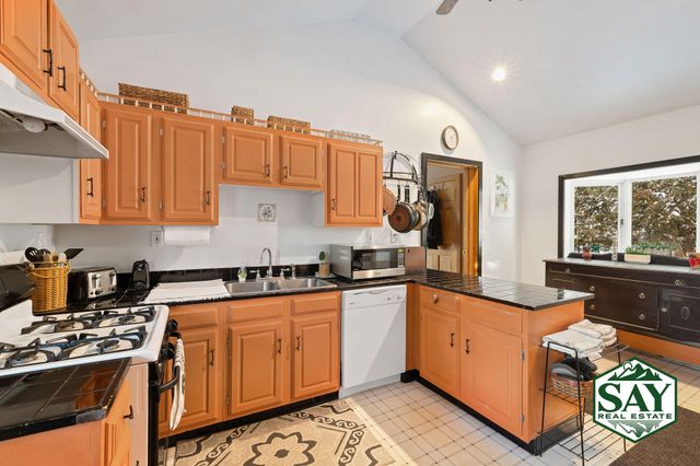 33 Trudeau Road, Saranac Lake, NY 12983