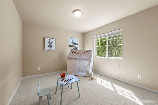 10212 242nd Avenue NE, Redmond, WA 98053