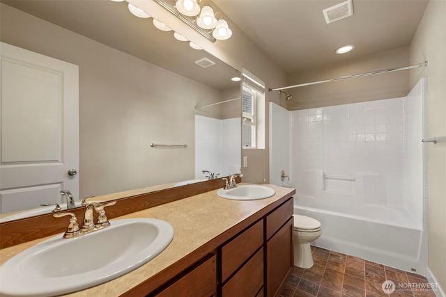 10212 242nd Avenue NE, Redmond, WA 98053