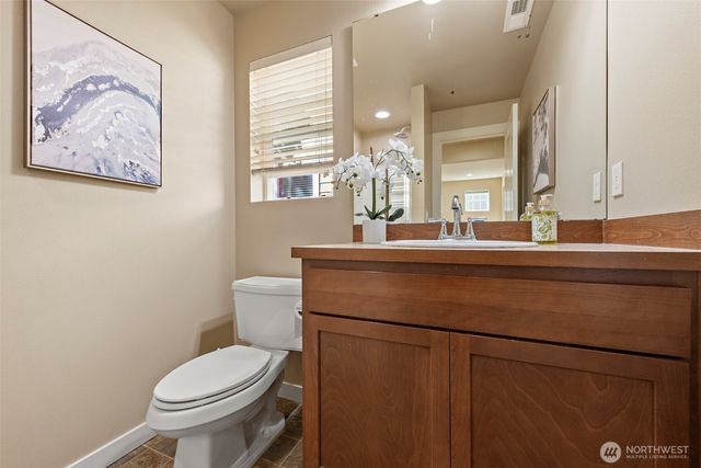 10212 242nd Avenue NE, Redmond, WA 98053