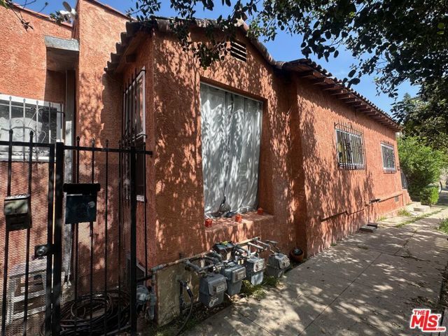 3939 W 28th Street, Los Angeles, CA 90018