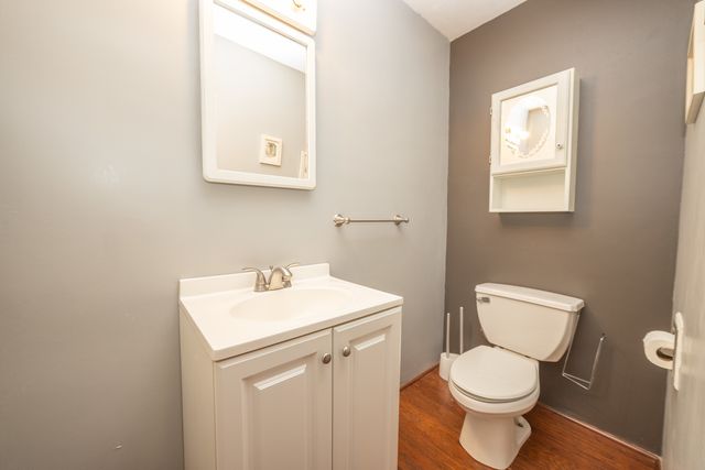 3321 Caroline Drive, Joliet, IL 60435