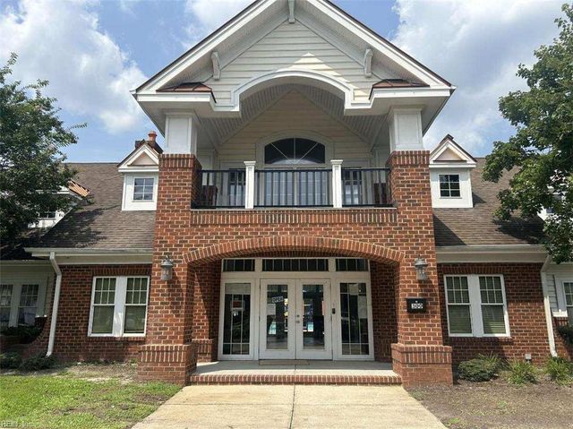 291 Goldenstar LN, Portsmouth, VA 23701