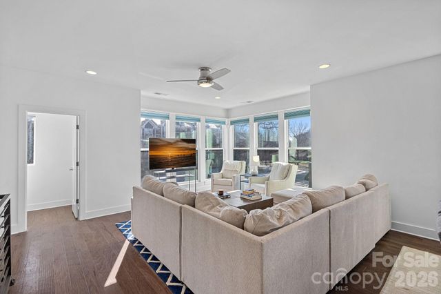 214 Wesley Heights Way, Charlotte, NC 28208