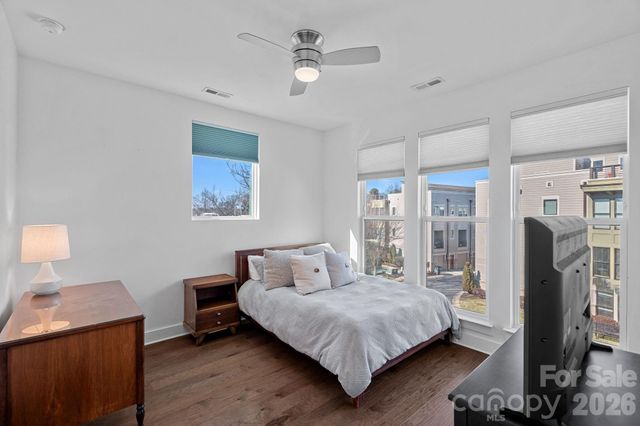 214 Wesley Heights Way, Charlotte, NC 28208