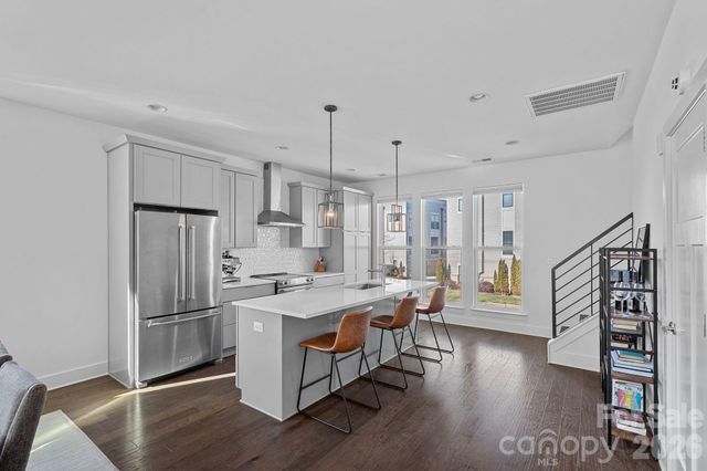 214 Wesley Heights Way, Charlotte, NC 28208